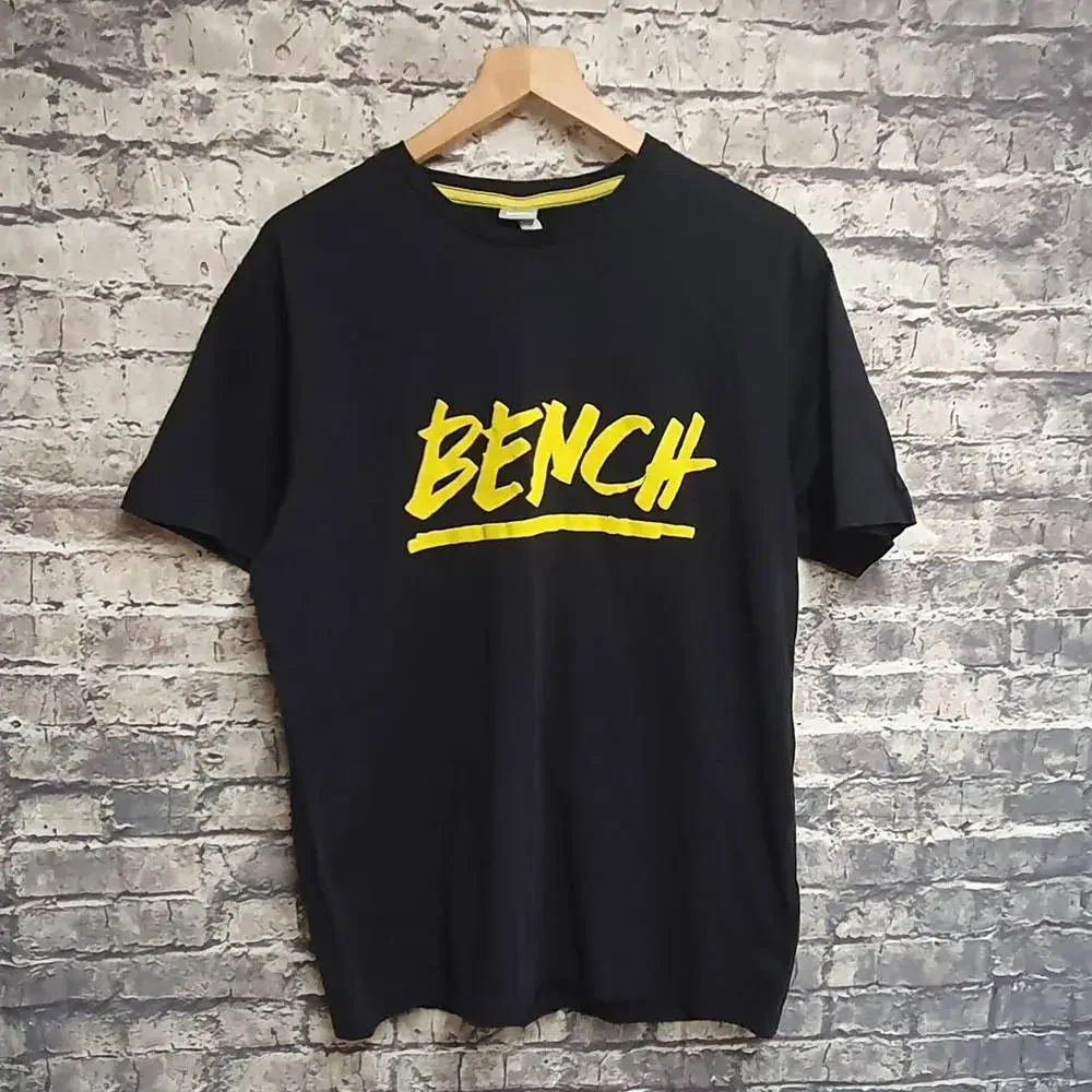 Mens Bench Black Logo T-Shirt UK Large - Picture 1 of 4